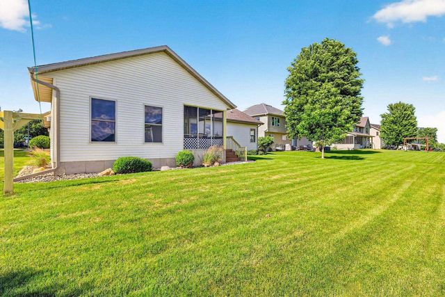 2017 W Milwaukee Street, Stoughton, WI 53589