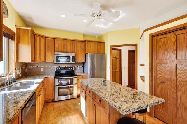 2017 W Milwaukee Street, Stoughton, WI 53589
