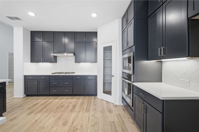 359 Grey Leaf RD, Buda, TX 78610