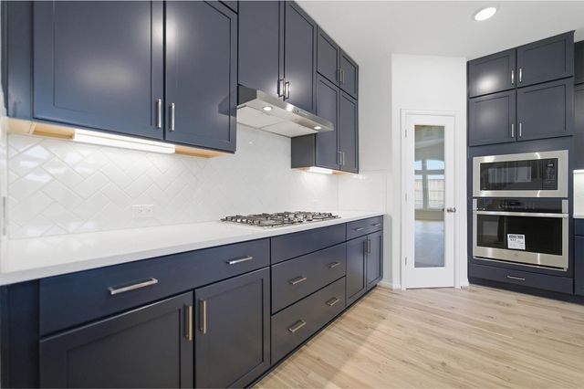 359 Grey Leaf RD, Buda, TX 78610