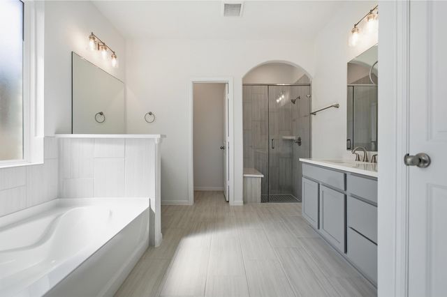 359 Grey Leaf RD, Buda, TX 78610