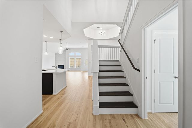 359 Grey Leaf RD, Buda, TX 78610