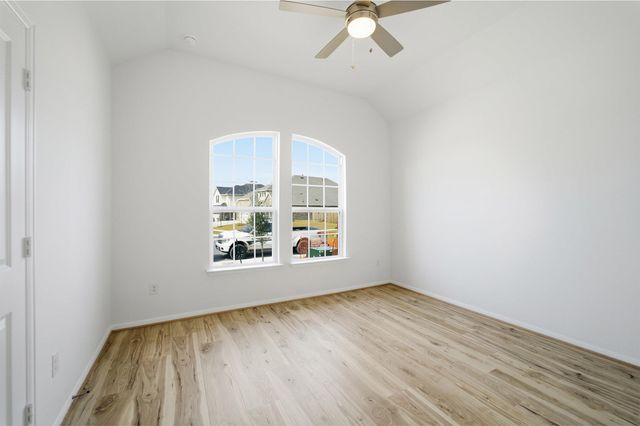 359 Grey Leaf RD, Buda, TX 78610