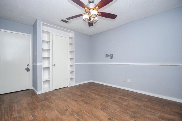 16730 Townes Road, Friendswood, TX 77546