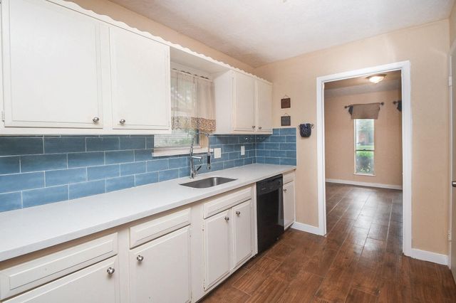 16730 Townes Road, Friendswood, TX 77546