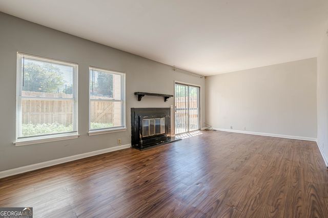 2016 Oak Park Lane, Decatur, GA 30032