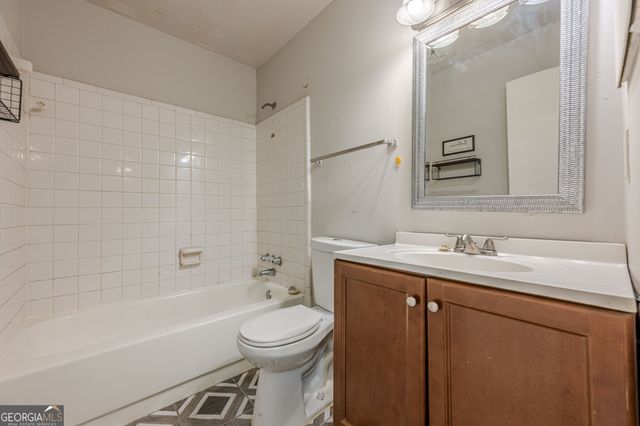 2016 Oak Park Lane, Decatur, GA 30032