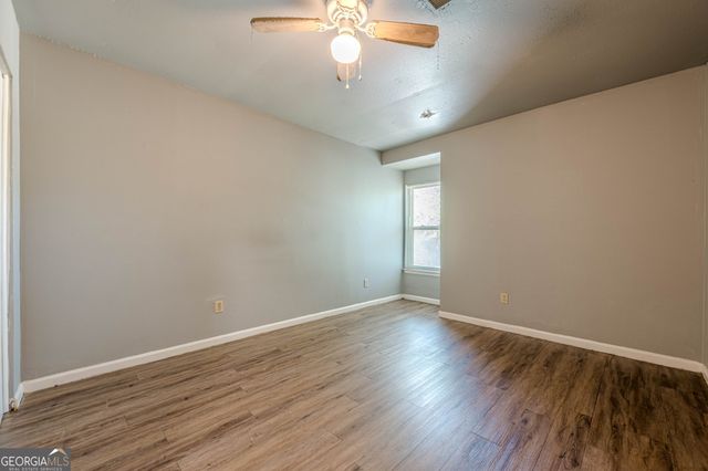 2016 Oak Park Lane, Decatur, GA 30032