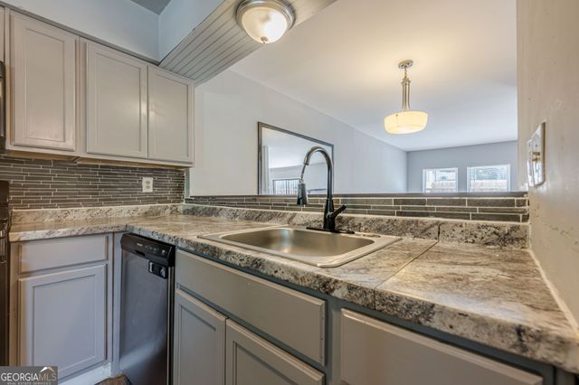 2016 Oak Park Lane, Decatur, GA 30032