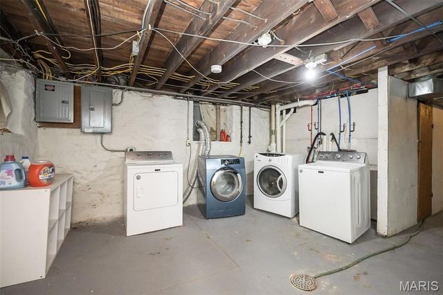 2626 Minnesota Avenue, St Louis, MO 63118