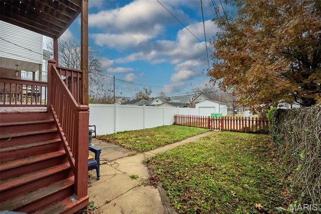 2626 Minnesota Avenue, St Louis, MO 63118