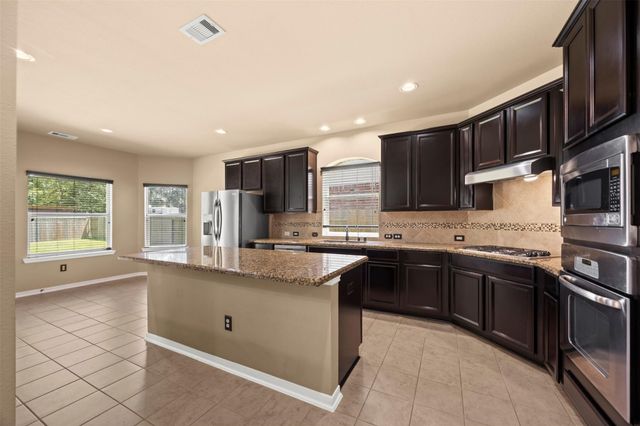 13938 Sawmill Run Lane, Houston, TX 77044