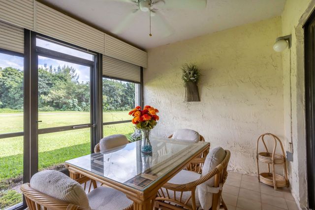 21215 Lago Circle C, Boca Raton, FL 33433