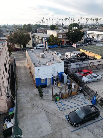4614 Avalon, Los Angeles, CA 90011