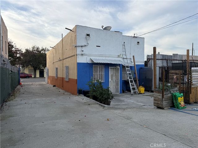 4614 Avalon, Los Angeles, CA 90011