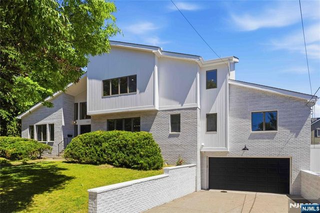 131 Haase Avenue, Paramus, NJ 07652