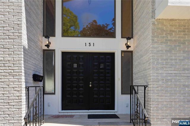 131 Haase Avenue, Paramus, NJ 07652