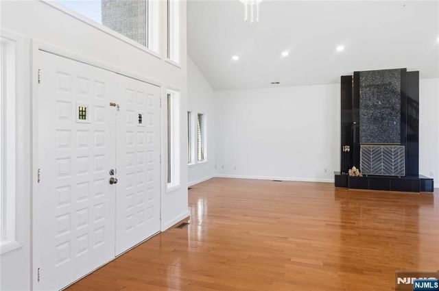 131 Haase Avenue, Paramus, NJ 07652