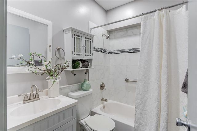 3220 Governors Court, Duluth, GA 30096