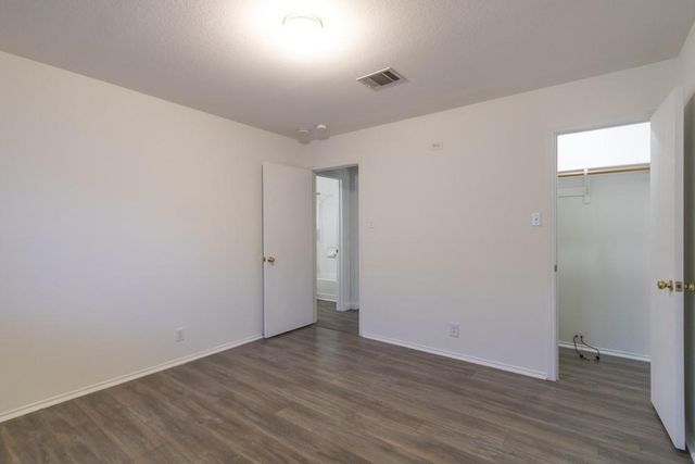 202 Golden Gate DR, Leander, TX 78641