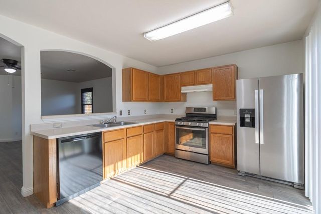 202 Golden Gate DR, Leander, TX 78641