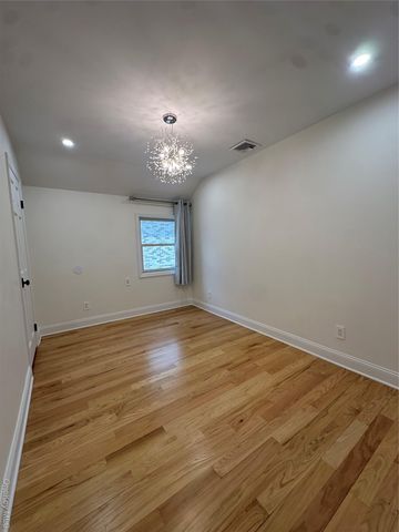 3519 215th Street 2 FL, Bayside, NY 11361