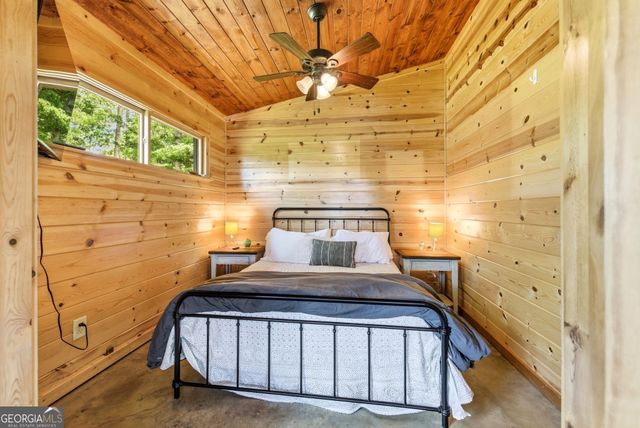 5134 Highway 17, Clarkesville, GA 30523