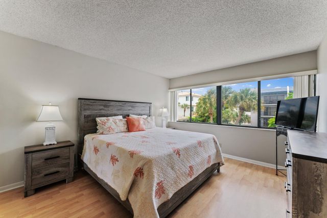 1605 S Us Highway 1 D301, Jupiter, FL 33477