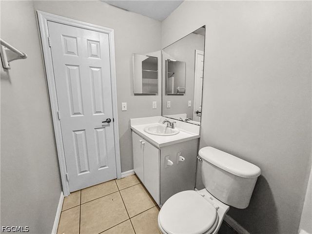 1321 SE 8th AVE 5, Cape Coral, FL 33990