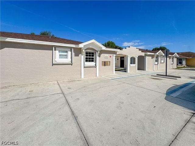 1321 SE 8th AVE 5, Cape Coral, FL 33990