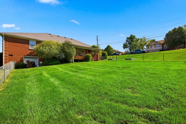 500 Paso Fino Drive, Richmond, KY 40475