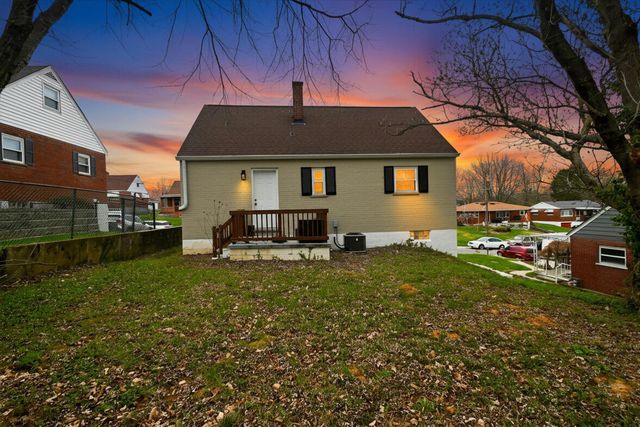20 Ridge View Avenue, Florence, KY 41042