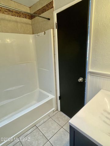 8338 E Shasta Drive, Tucson, AZ 85730