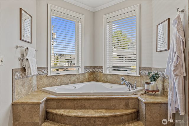 142 7th Avenue, Kirkland, WA 98033