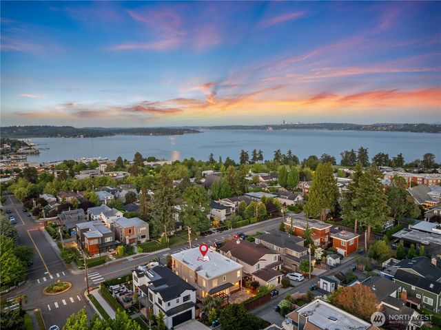142 7th Avenue, Kirkland, WA 98033