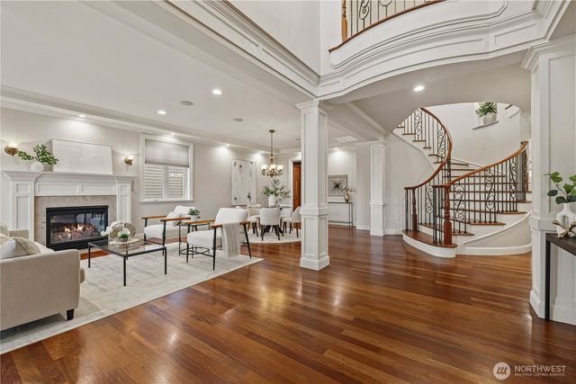 142 7th Avenue, Kirkland, WA 98033