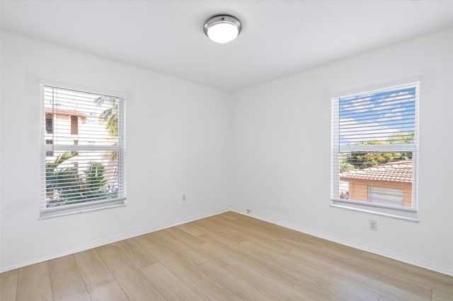 2138 SW 6th Street 301, Miami, FL 33135