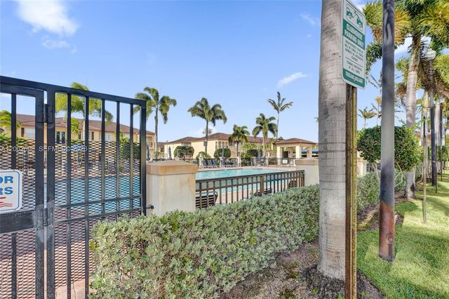 12839 SW 135th Ter, Miami, FL 33186