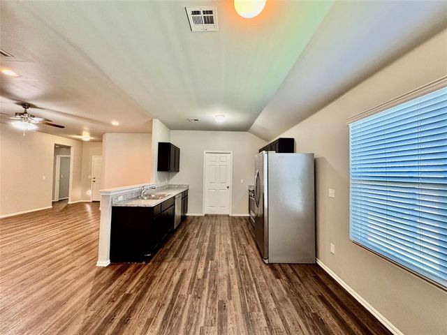 1870 Bartlett Drive, Newcastle, OK 73065