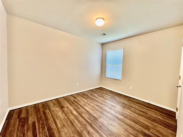 1870 Bartlett Drive, Newcastle, OK 73065