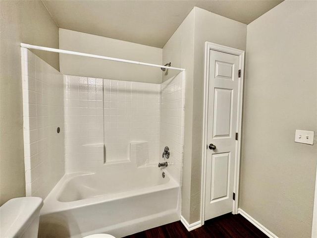 1870 Bartlett Drive, Newcastle, OK 73065