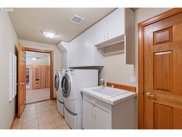 12000 Ne 227TH Ave, Brush Prairie, WA 98606