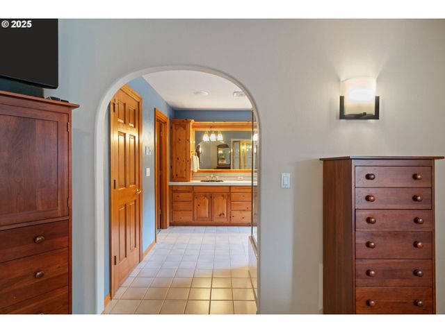 12000 Ne 227TH Ave, Brush Prairie, WA 98606