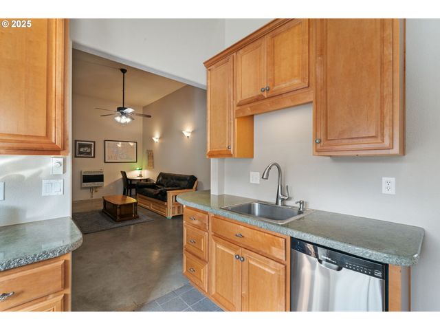 12000 Ne 227TH Ave, Brush Prairie, WA 98606