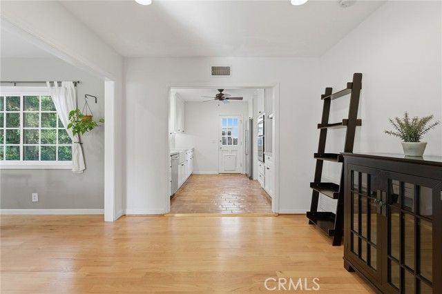 5201 San Feliciano, Woodland Hills (los Angeles), CA 91364