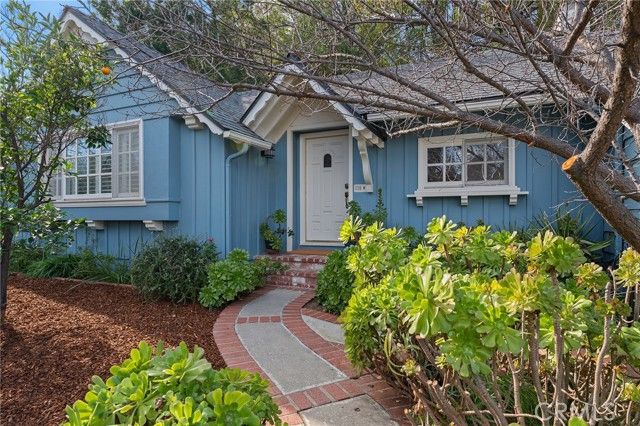 5201 San Feliciano, Woodland Hills (los Angeles), CA 91364