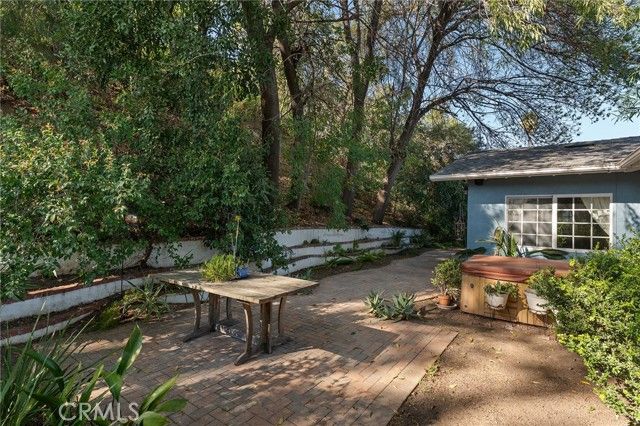 5201 San Feliciano, Woodland Hills (los Angeles), CA 91364