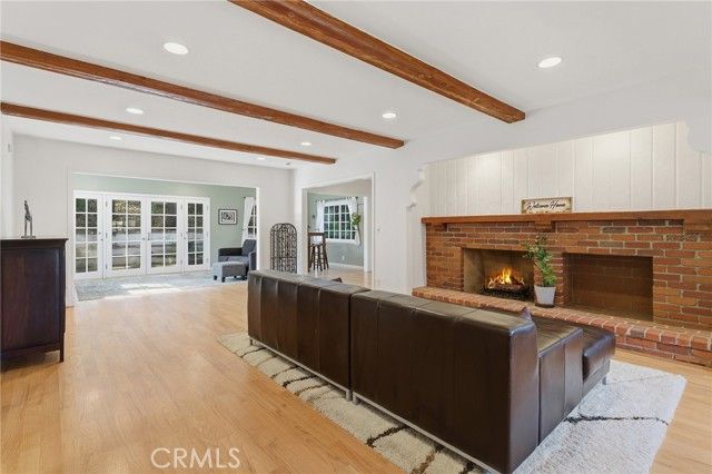 5201 San Feliciano, Woodland Hills (los Angeles), CA 91364