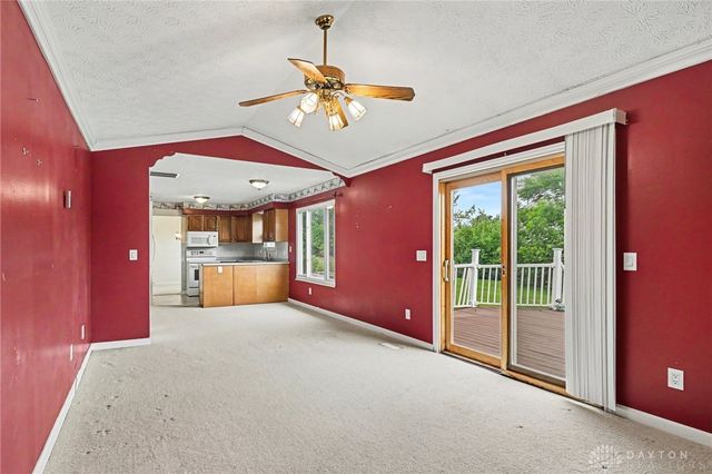 10060 Village Tree Court, Miamisburg, OH 45342