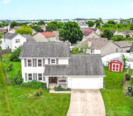 10060 Village Tree Court, Miamisburg, OH 45342